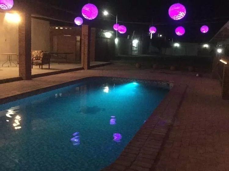 Las Flores Hotel Y Cabañas