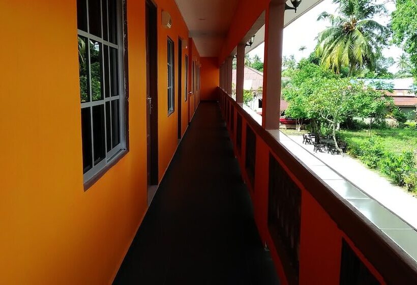 فندق على الطريق Inapan Aishah