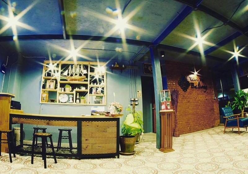 호스텔 Talardkao Balcony Krabi