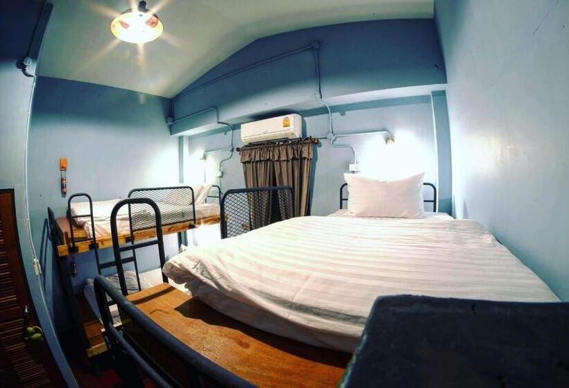 호스텔 Talardkao Balcony Krabi