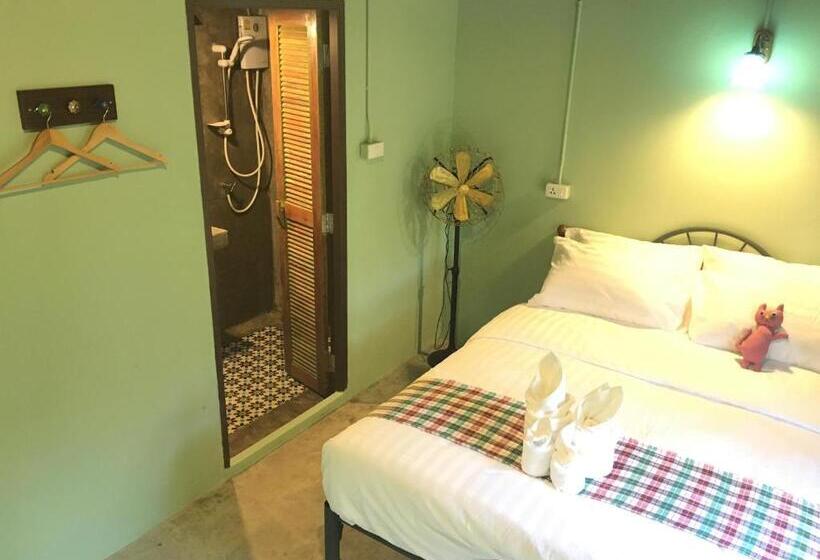 호스텔 Talardkao Balcony Krabi