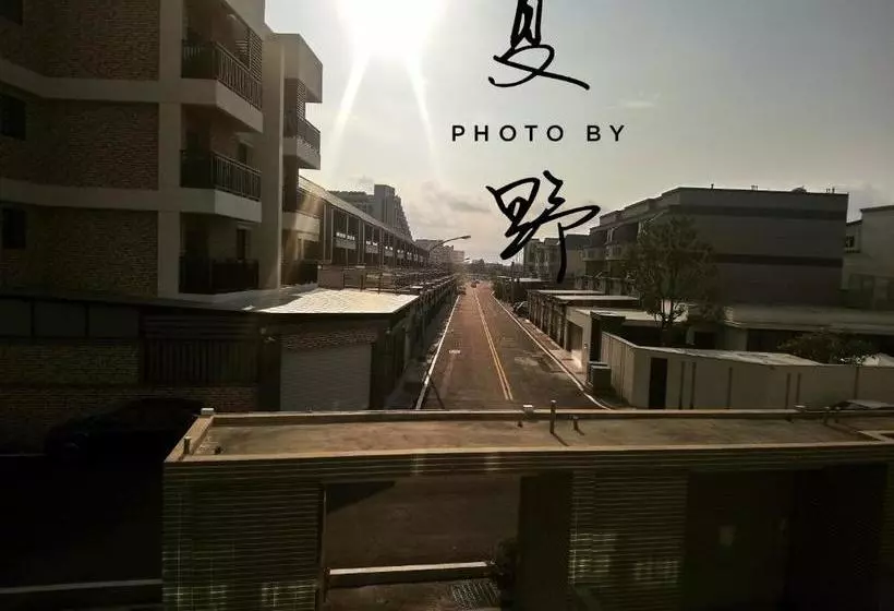 تختخواب و صبحانه Summer Traveler No.1