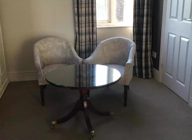 Aamiaismajoitus (B&B) The Lodge