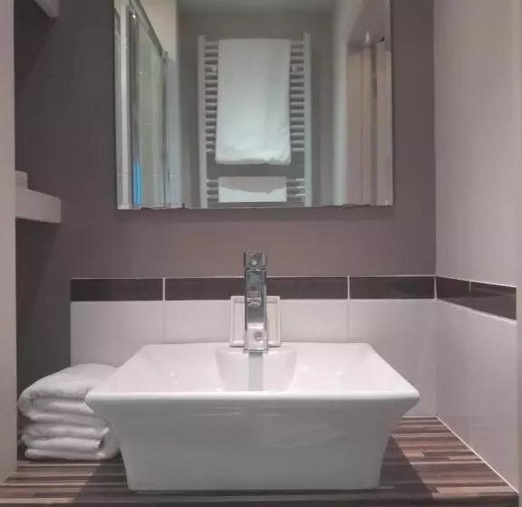 Aamiaismajoitus (B&B) The Lodge