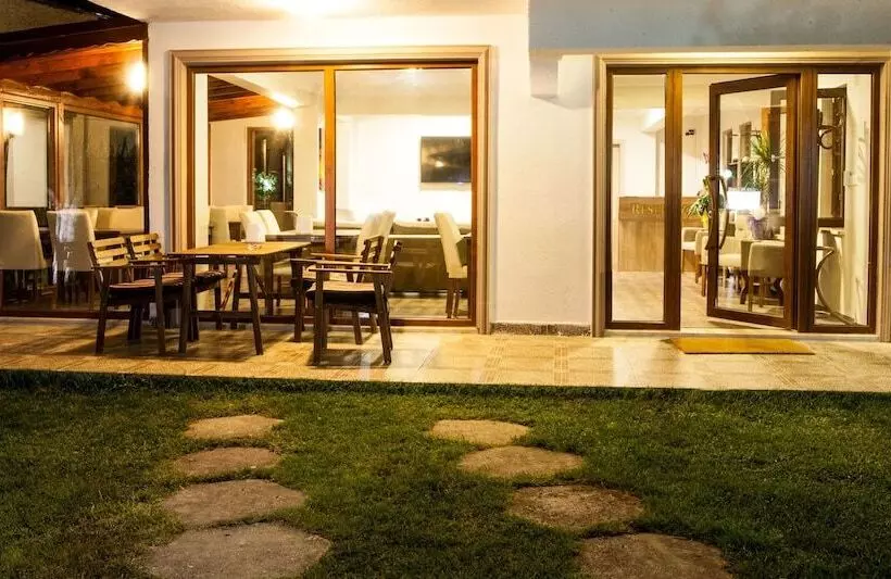 Flora Iznik Hotels & Suites