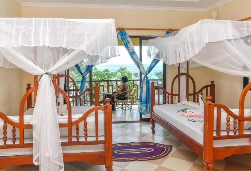 هتل Ifa Beach Resort