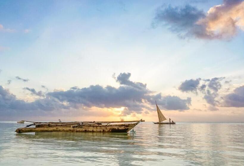 هتل Ifa Beach Resort