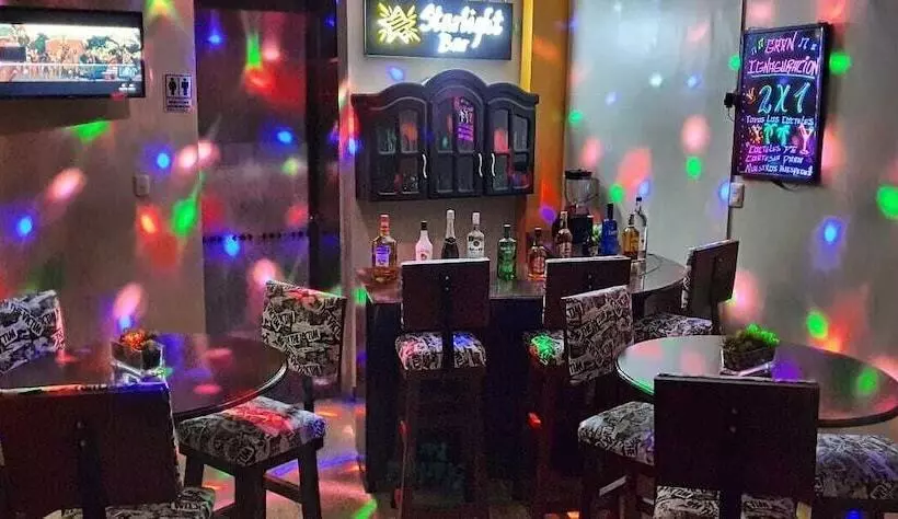 ホテル Starlight Inn