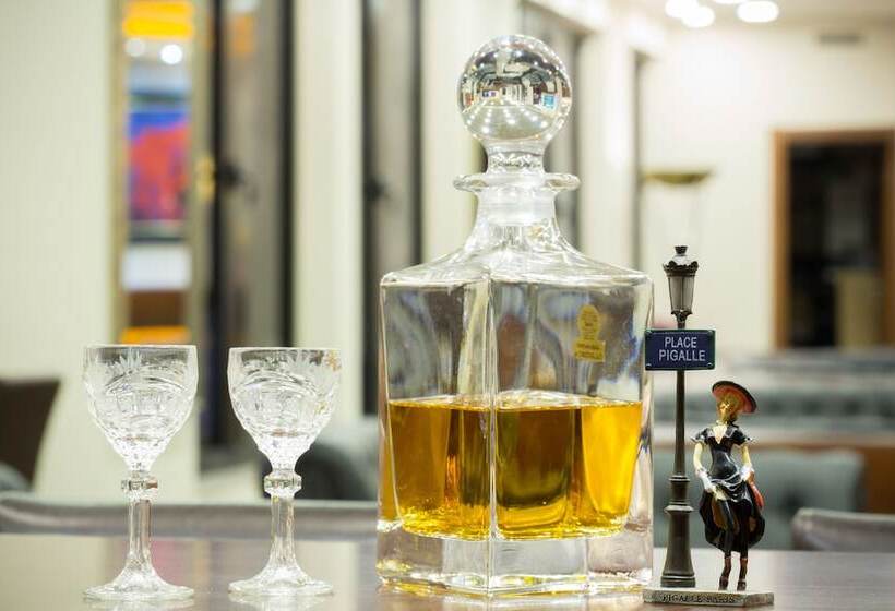 هتل Sterling Garni