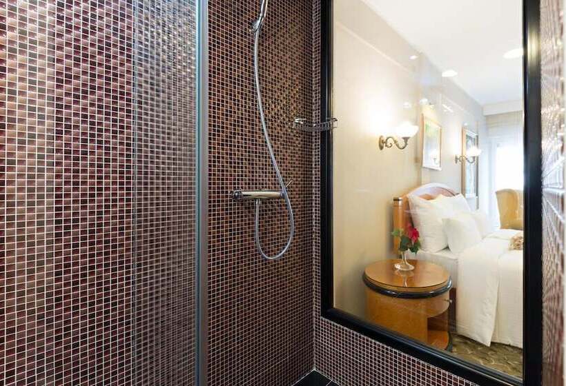 هتل Sterling Garni