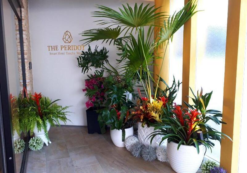 The Peridot Smart Hotel Tancha Ward