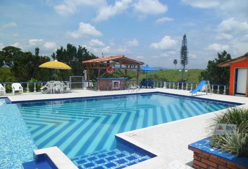 هتل Villa Luzandi