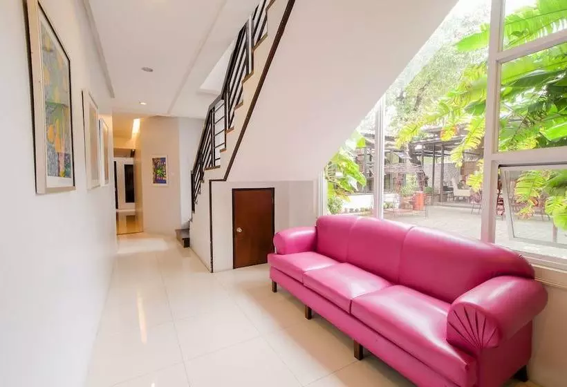 ホテル Zen Rooms Bf Paranaque