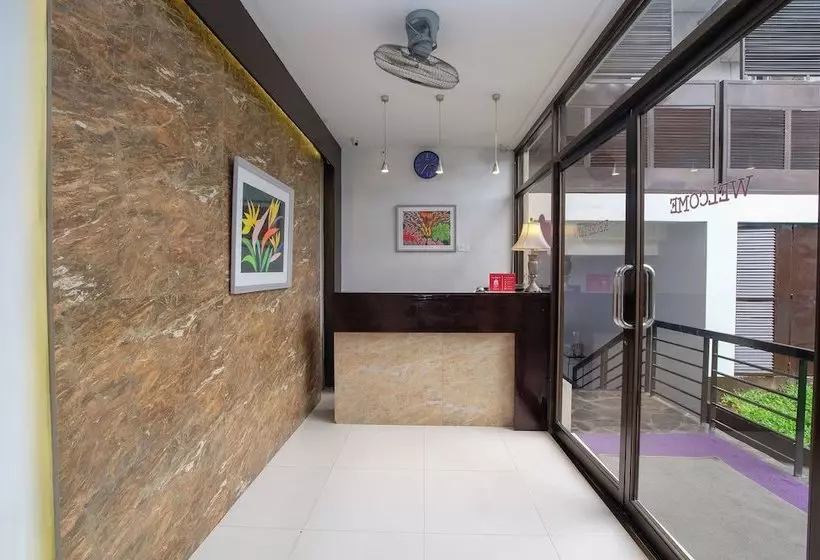 ホテル Zen Rooms Bf Paranaque