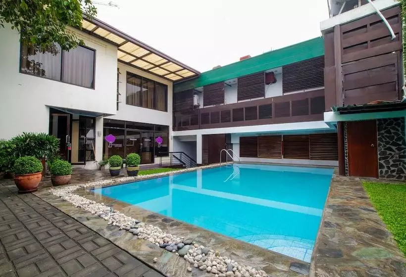 ホテル Zen Rooms Bf Paranaque