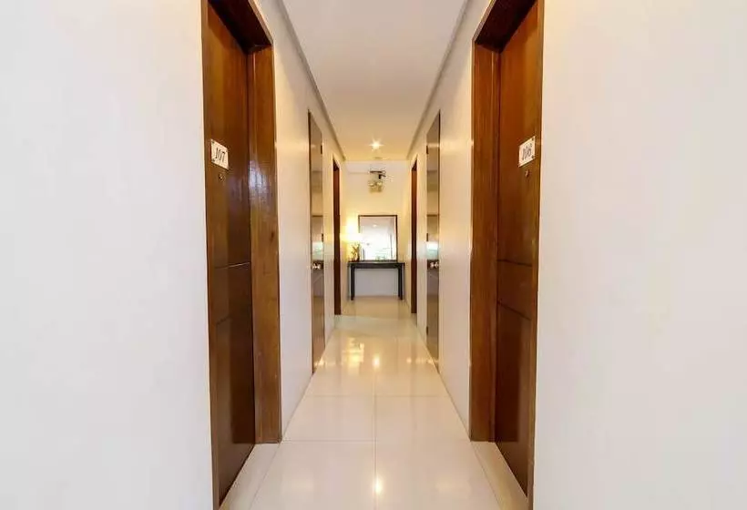 ホテル Zen Rooms Bf Paranaque