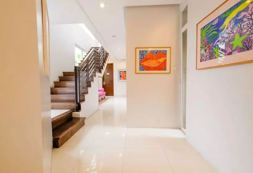 ホテル Zen Rooms Bf Paranaque