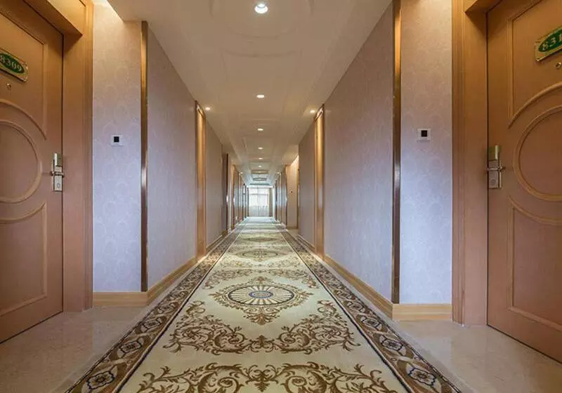 Vienna Hotel Shenzhen Unitown