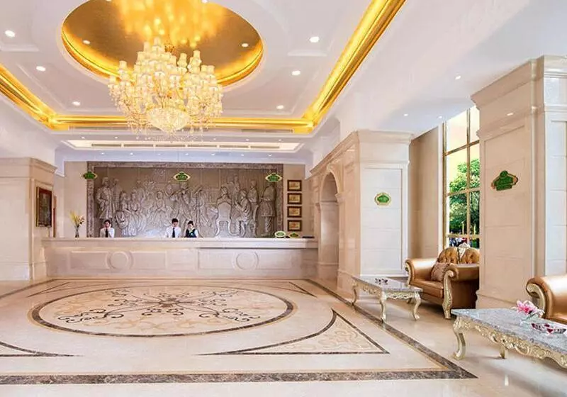 Vienna Hotel Shenzhen Unitown