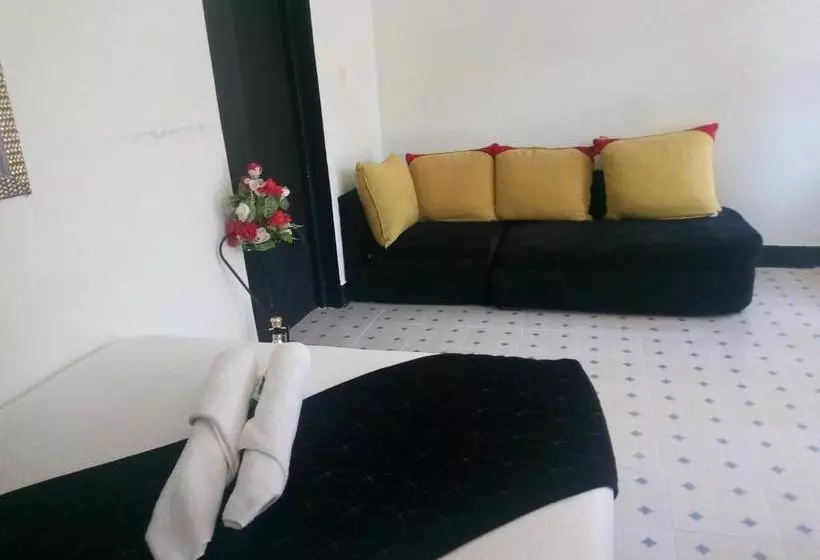 تختخواب و صبحانه Legacy Gardens Nyeri