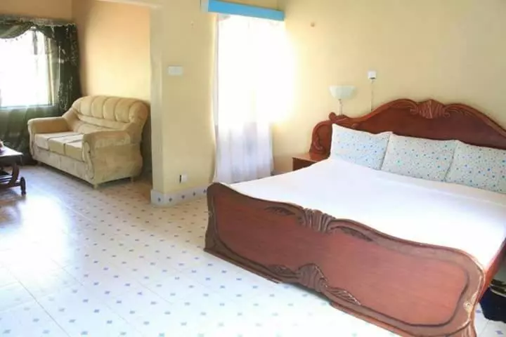 تختخواب و صبحانه Legacy Gardens Nyeri