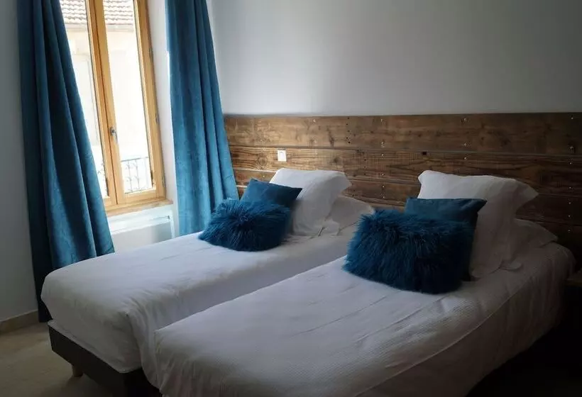 Hotelli Hôtel La Tissandière