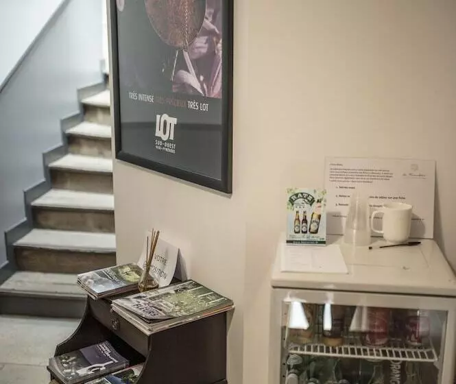 Hotelli Hôtel La Tissandière