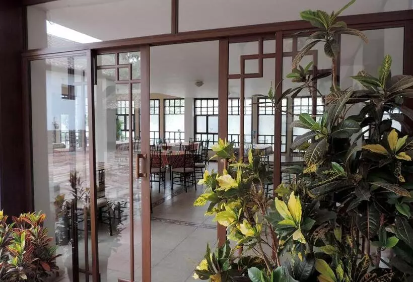 Hotelli La Primavera