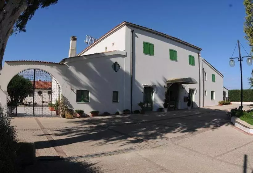 ホテル Masseria Marziale