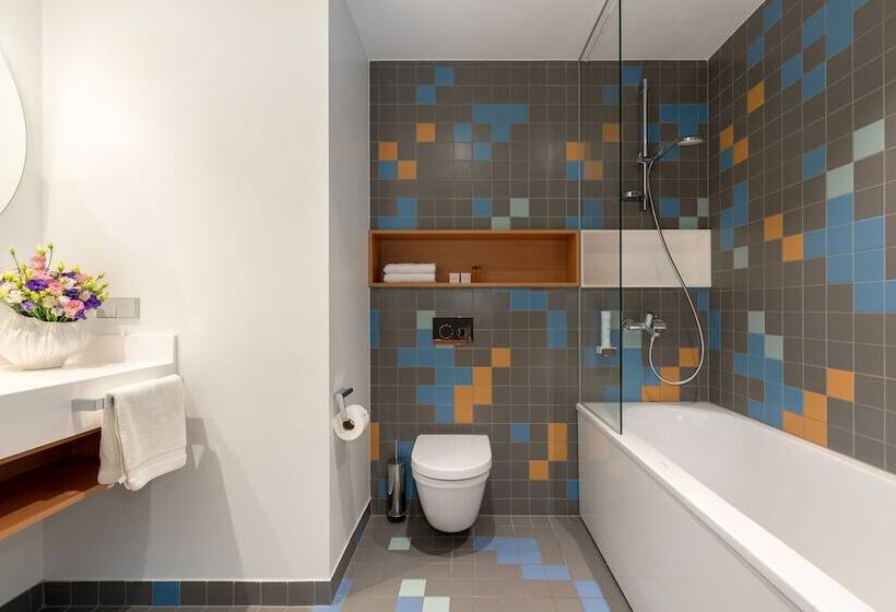 Sophia By Tartuhotels