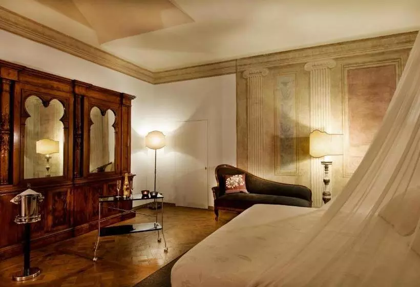 تختخواب و صبحانه Cortona Charme