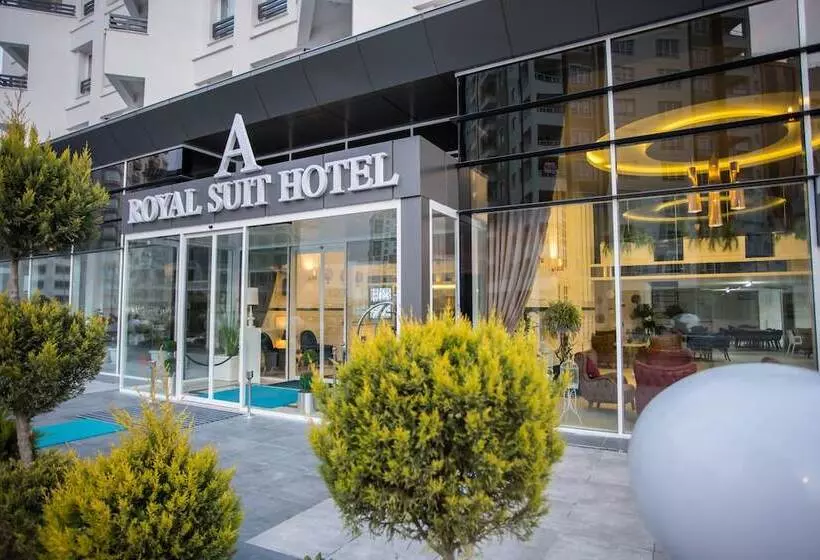 هتل A Royal Suit