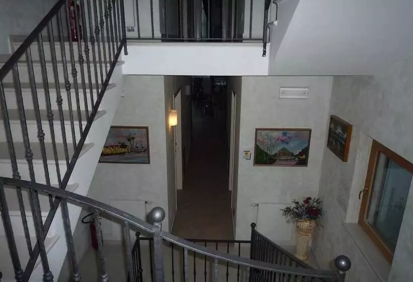 ホテル Albergo Il Giardino Del Rio