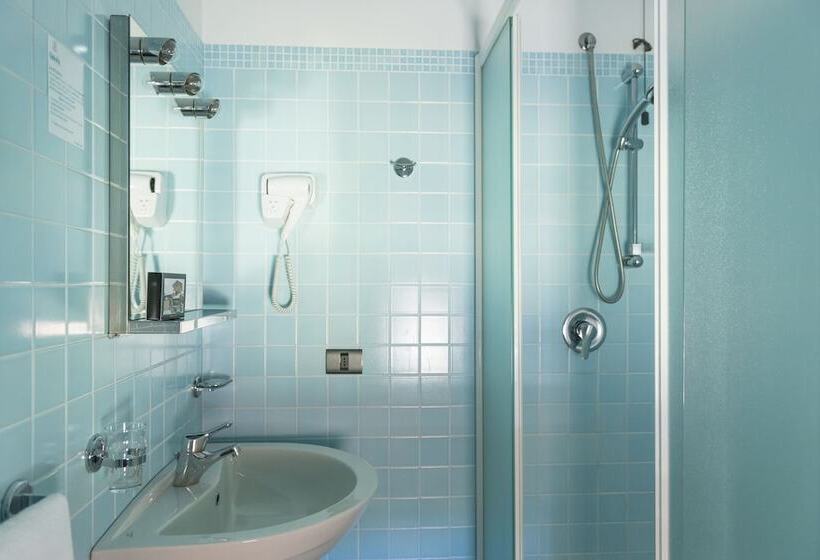 ホテル Albergo Il Giardino Del Rio