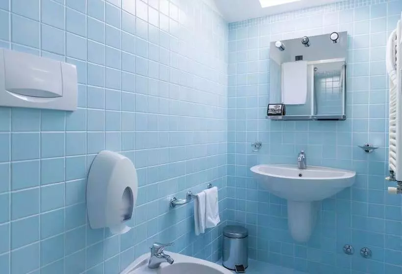 ホテル Albergo Il Giardino Del Rio