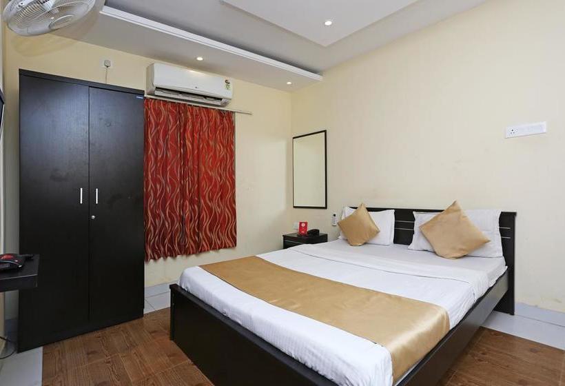 Hotel Oyo Rooms Jaydev Vihar Square