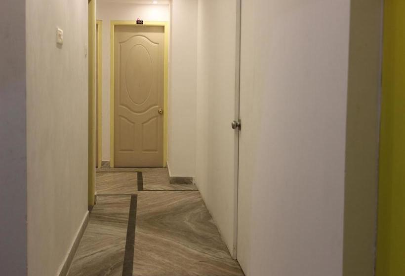 Hotel Oyo Rooms Jaydev Vihar Square