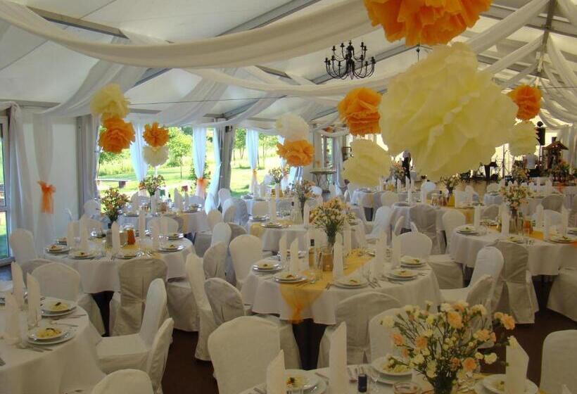 בית מלון כפרי Rj