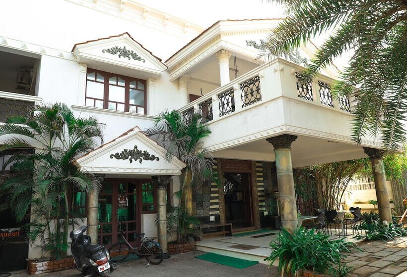 Отель Ulo Cloud 7 Resort