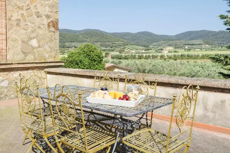 Aamiaismajoitus (B&B) Fattoria Pian Di Rocca