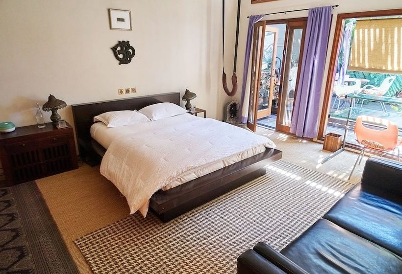 مبيت وإفطار The Bel Air Treehouse