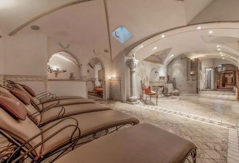 Hotelli Al Sonnenhof