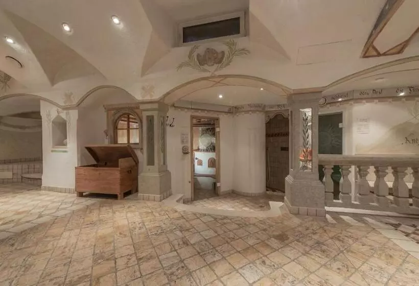 Hotelli Al Sonnenhof