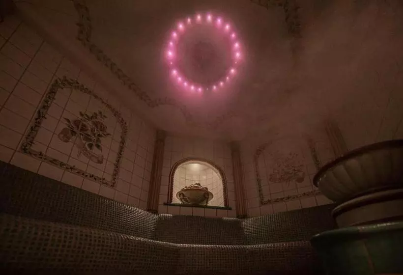 Hotelli Al Sonnenhof