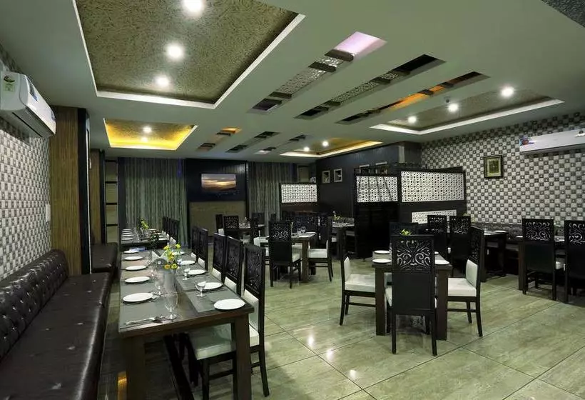 Hotel Ancyra Red Rose