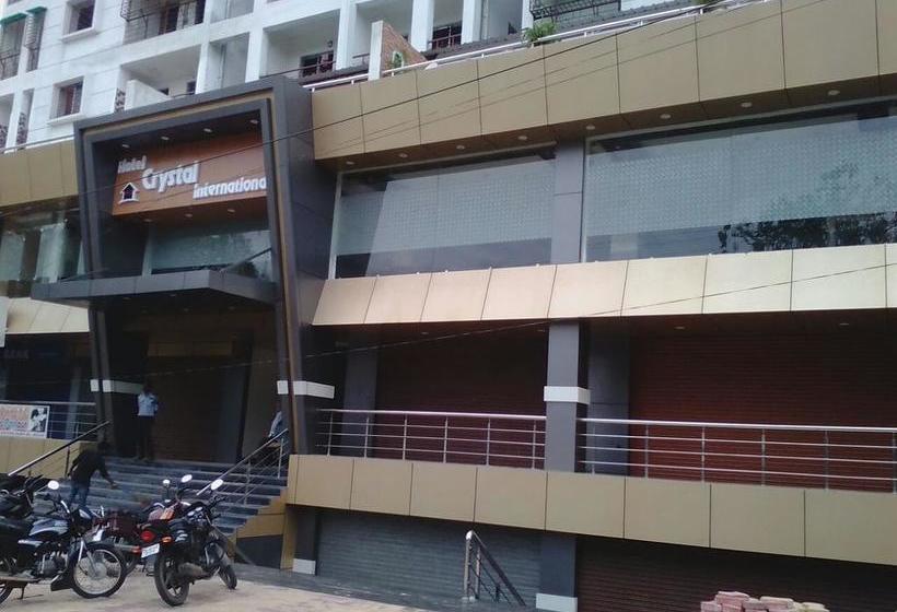 בית מלון כפרי Crystal International