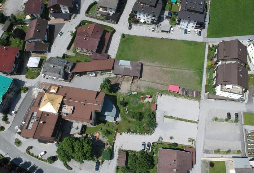 ホテル Gasthof Zum Löwen