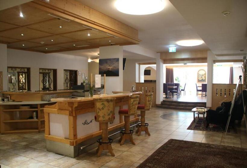 ホテル Gasthof Zum Löwen