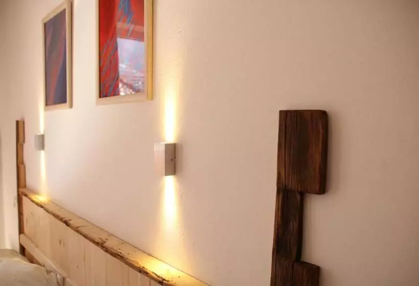 Hotelli Gasthof Zum Löwen