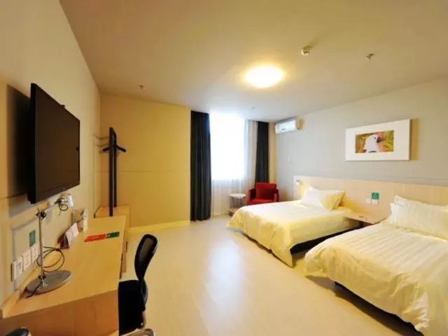 Hotelli Jinjiang Inn Daqing Honggang